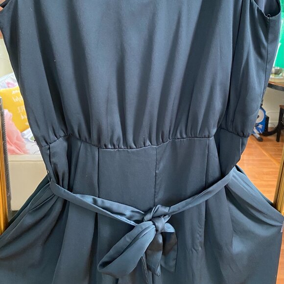 Women's emerald green gancho jumpsuit - Picture 1 of 6